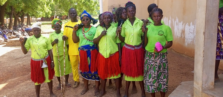 Les initiées du dikṵ̀ǹtìdè 